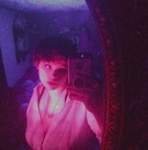 Meet your Posher, Eve